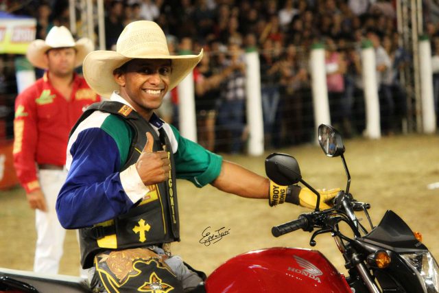 Anderson Soares - Campeão Cowboy de Aço - Foto Eugênio José 